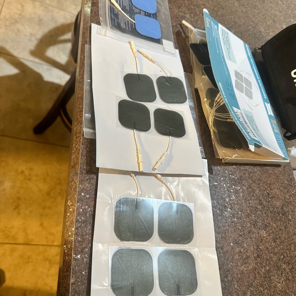 Ultima 5 Digital tens unit lot fancy electrodes sp2020 pain muscle back neck - Picture 6 of 11